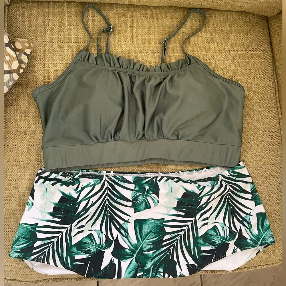 Green Bikini Set